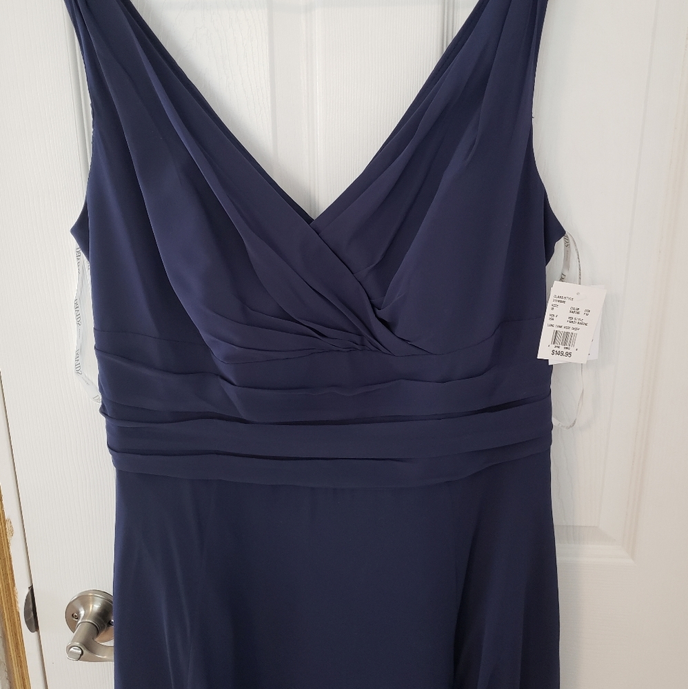 David's Bridal marine blue dress size 18 NWT
